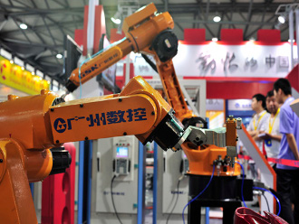 Industrial robots by GSK CNC Equipment