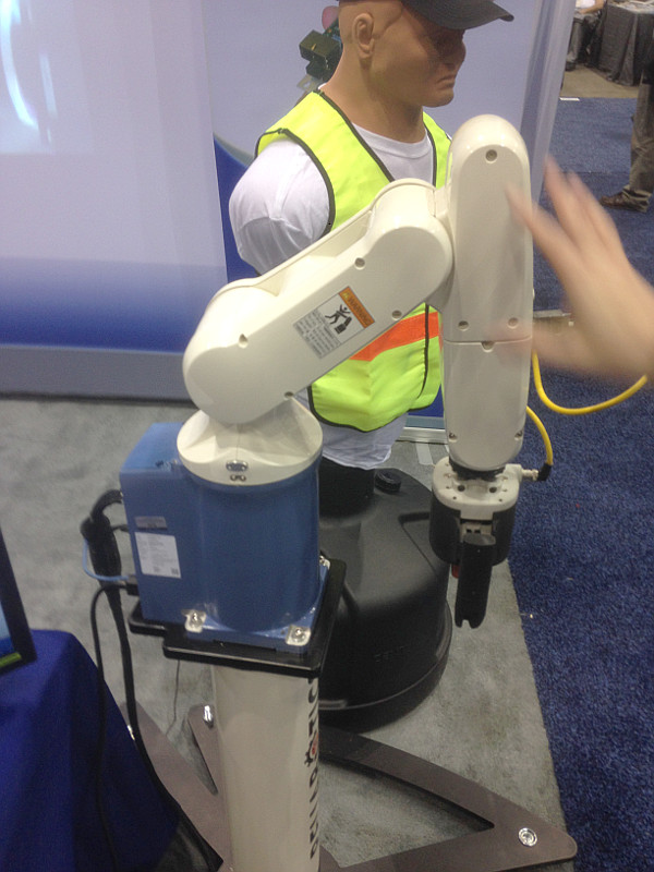 Precise Automation's PAVP6 collaborative robot